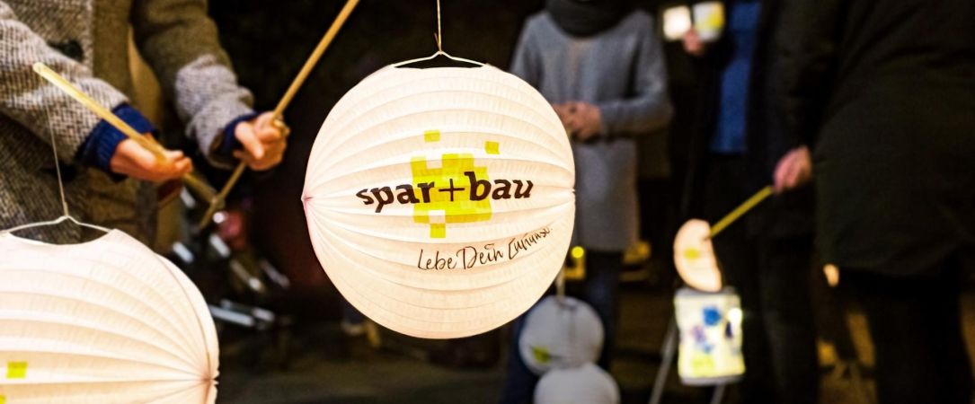 spar+bau Laternenumzug